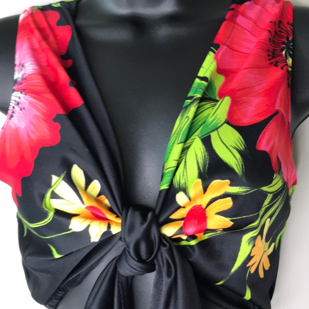 Custom Made Wrap Cropped Tank Top